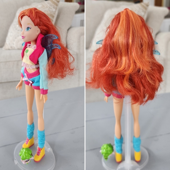 Rainbow Winx Club Love & Pet Bloom Fairy Doll Butterfly Italian Version Blonde - Picture 6 of 7